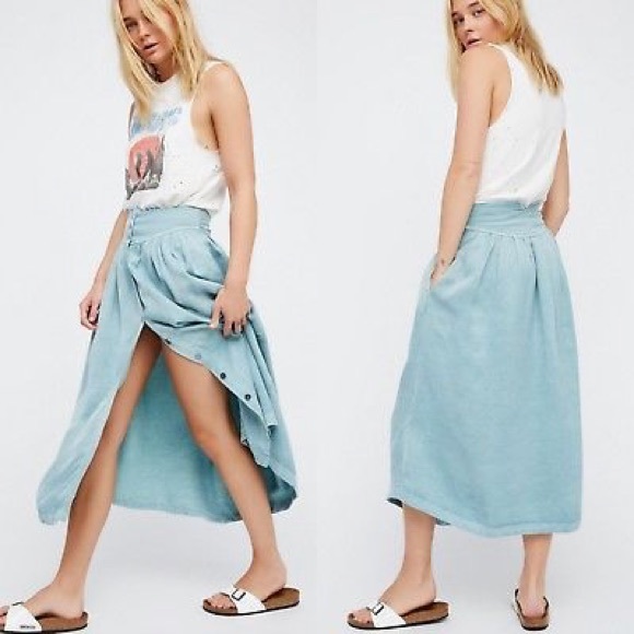 Free People Dresses & Skirts - Free People Button Down Linen Skirt